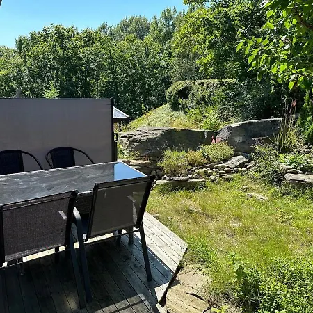 Seaside Perfect For Families With Children